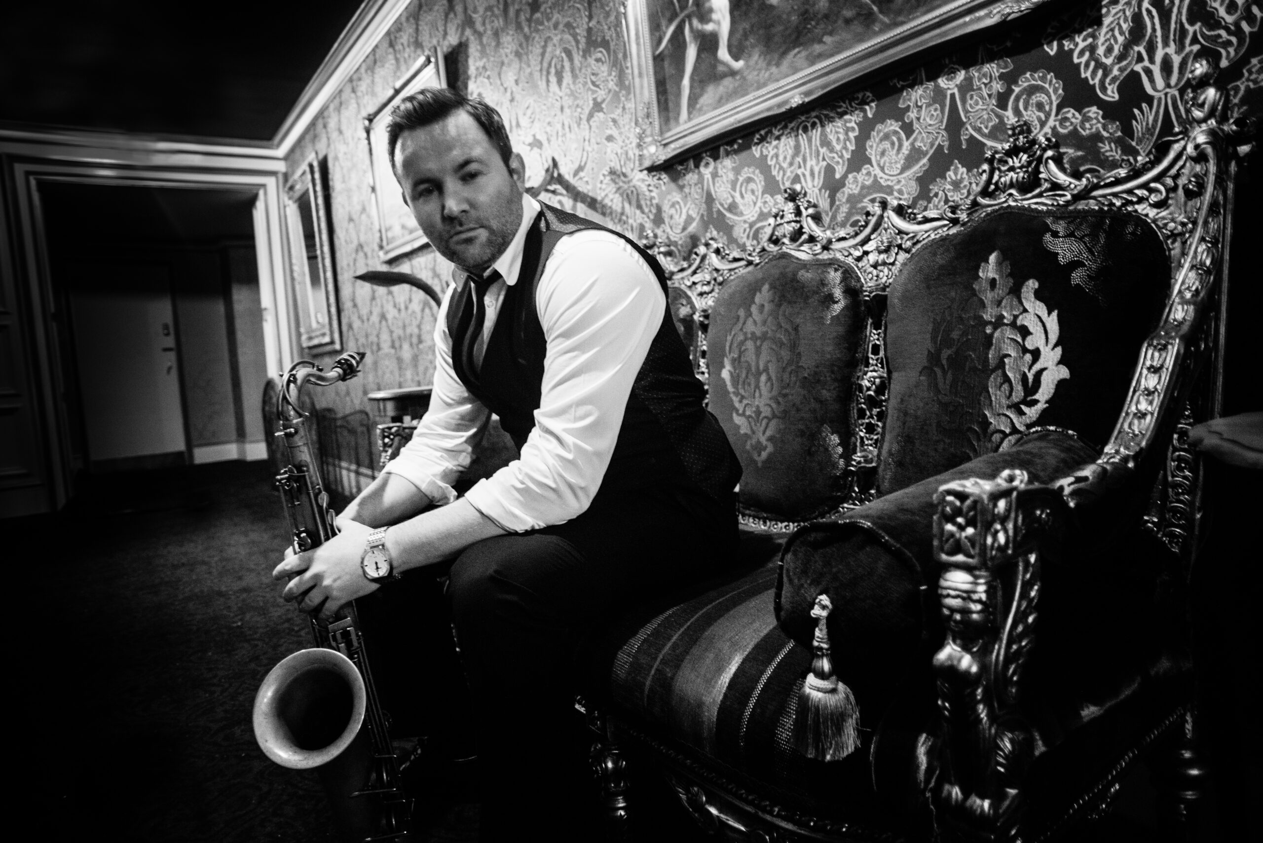 Vibe-36 Mark Ellis Saxophone Wedding